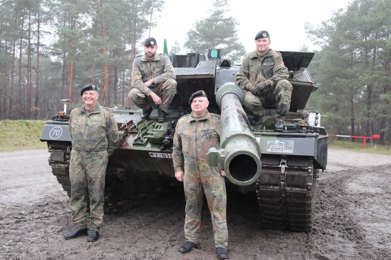 Leopard-Panzer Training in Augustdorf: Jeder Schuss ein Treffer | Lokale Nachrichten aus ...