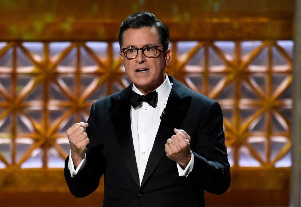 Die beliebte «The Late Show» von Stephen Colbert wird eingestellt. (Archivbild) - © Chris Pizzello/AP/dpa