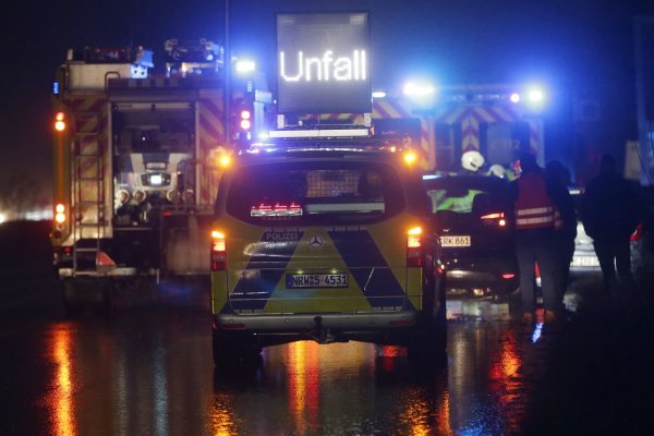 Das Verkehrskommissariat ermittelt zur genauen Unfallursache. (Symbolbild) - © David Young/dpa