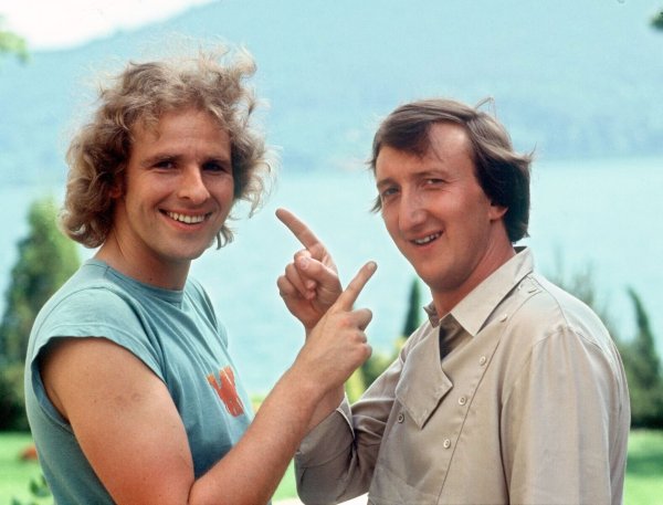 Unter dem Titel «Die Supernasen» betreiben die Entertainer Thomas Gottschalk und Mike Krüger ihren Podcast nur noch bis Mitte Dezember. (Archivfoto) - © Istvan Bajzat/dpa