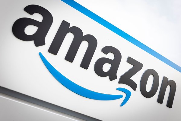 Erneut Proteste gegen Amazon - © Moritz Frankenberg/dpa