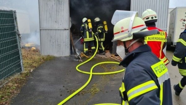 - © Feuerwehr Barntrup