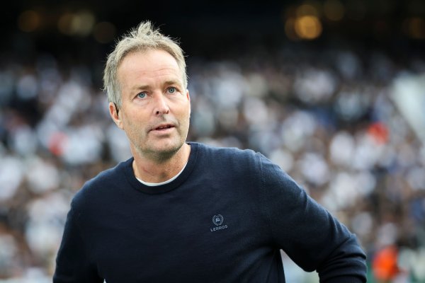 Leverkusens Trainer Kasper Hjulmand. - © Christian Charisius/dpa