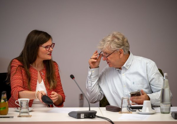 Vier BSW-Landtagsabgeordnete aus Brandenburg treten aus der Partei aus - darunter Jouleen Gruhn und André von Ossowski. (Archivbild) - © Soeren Stache/dpa
