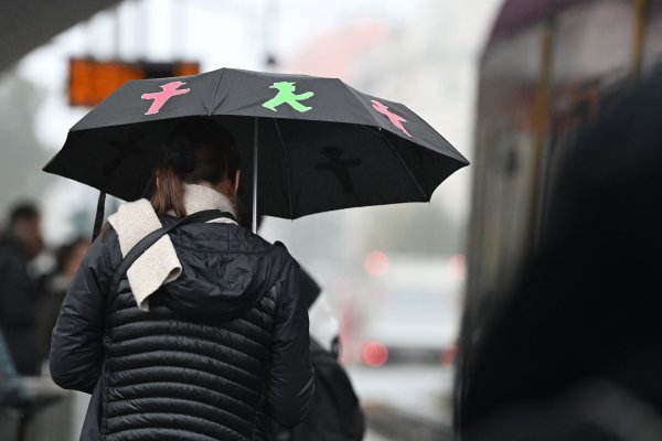 Berlin zog im laufenden Jahr bisher weniger Touristen an als im gleichen Zeitraum 2024. (Archivbild) - © Lilli Förter/dpa