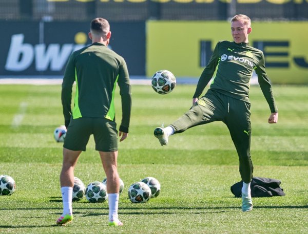 Der BVB ist am Mittwoch im Viertelfinal-Hinspiel der Champions League beim FC Barcelona gefordert. - © Bernd Thissen/dpa