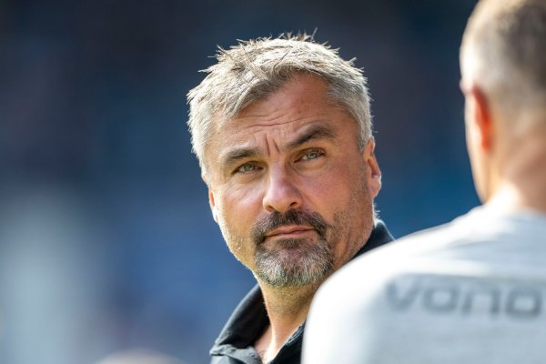 Thomas Reis, neuer Trainer des FC Schalke 04. - © David Inderlied/Deutsche Presse-Agentur GmbH/dpa/Archivbild