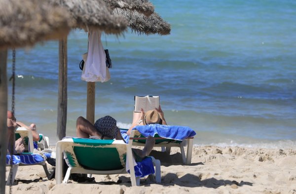 Mallorca bleibt für deutsche Urlauber ein beliebtes Ziel. - © Clara Margais/dpa