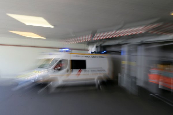 Nach der schweren Erkrankung von elf Kindern und einem Todesfall darf das Fleisch aus vier Metzgereien in Saint-Quentin nicht mehr verzehrt werden (Symbolbild). - © David Vincent/AP/dpa