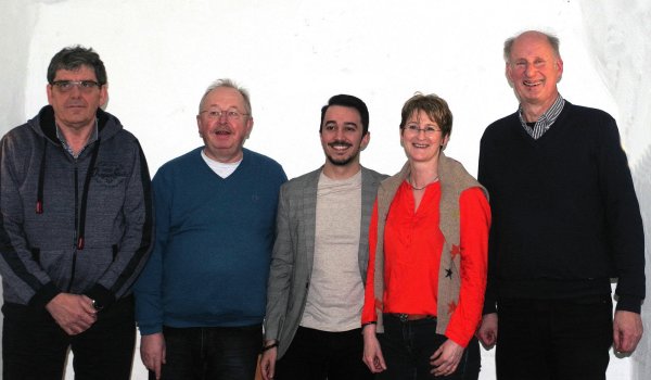 Der veränderte Vorstand der SPD Horn besteht aus (von links) Achim Giesler, Peter Kieslich, Celil Celik, Petra Giesler, Manfred Vogt (es fehlt Georg Bartol).  - © SPD Horn