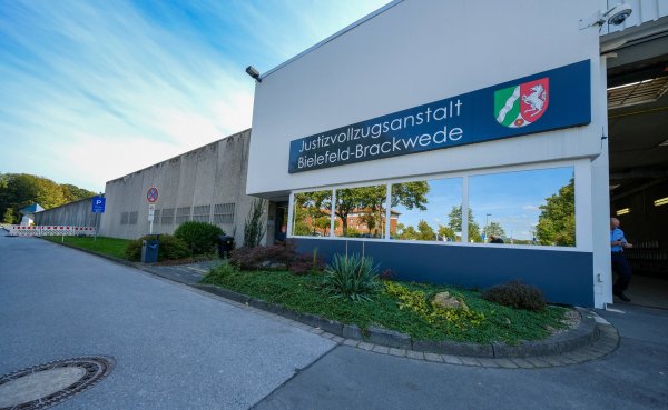 Wer gehofft hat, wegen der Pandemie seine Haft nicht antreten zu müssen, der hat sich getäuscht. - © Andreas Zobe