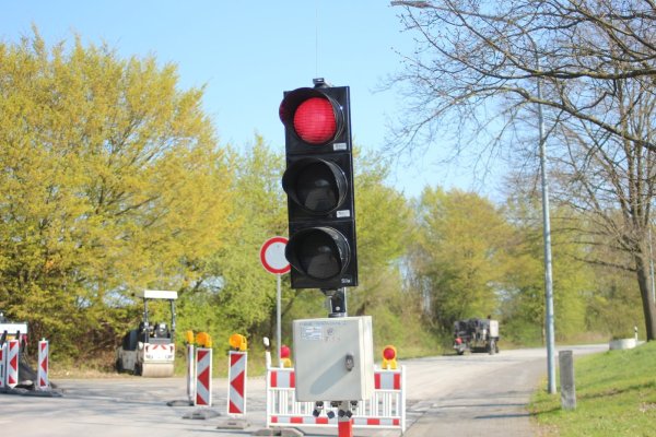 Bauampel in Lemgo. - © Vasco Stemmer