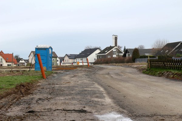 Für diese neue Straße in das Baugebiet Milser Heide in Bechterdissen suchen Gemeinde und Anwohner einen Namen. Mehrere Vorschläge sind in der Diskussion. - © Thomas Dohna
