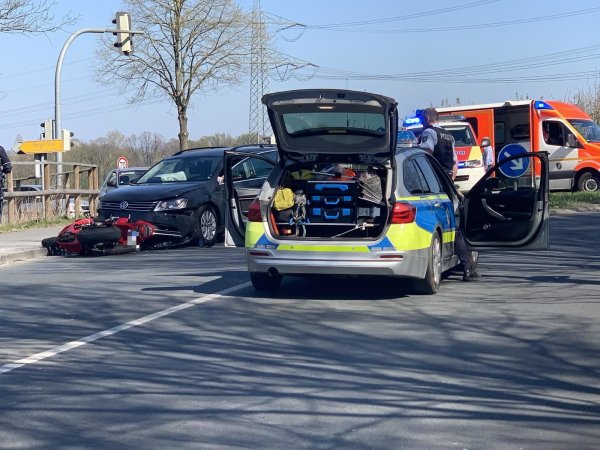 Schwerer Unfall auf der Löhner Straße. - © Stefan Boscher