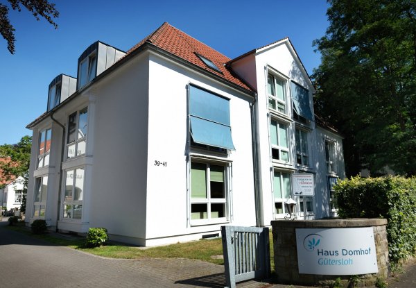 Der Domhof an der Neuenkirchener Straße erhöht die Preise ab 1. Juli um bis zu 1.000 Euro monatlich. - © Andreas Frücht