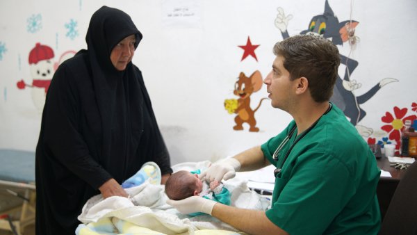 In Sicherheit: Viele Syrer konnten nach Deutschland kommen, weil Menschen in OWL für sie gebürgt haben. - © Vision Hope/Violet/dpa