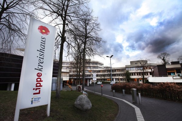 Das Kreishaus in Detmold: Im kommenden Jahr beginnt die energetische Sanierung. - © Vera Gerstendorf-Welle