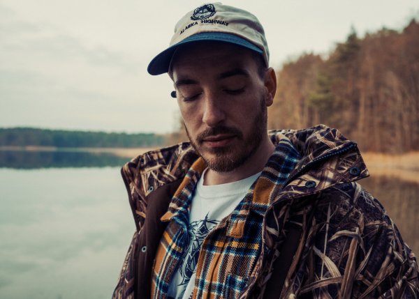 Der in Extertal aufgewachsene Rapper Casper. - © Chris Schwarz/CheckYourHead/dpa