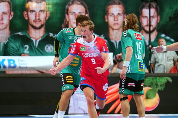 Jonathan Carlsbogård steht auf der Bewerbungsliste für den Mitarbeiter des Monats beim TBV Lemgo Lippe weit oben. Foto: Jörg Hagemann - © Jörg Hagemann