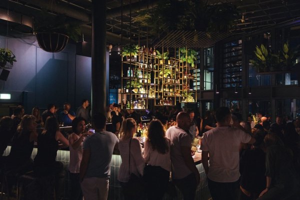 Bester Club der Stadt: Das Max Raebel. - © Stefan Timmerberg