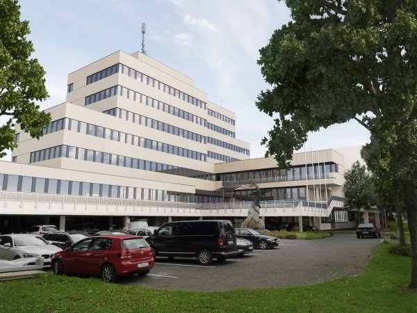 Bürgermeister Dr. Roland Thomas kritisiert die Informationswege des Ministeriums. - © Stadt Bad Salzuflen