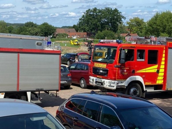 Auf dem Erlebnishof von Bauer Bernd in Borgholzhausen im Kreis Gütersloh kam es am Donnerstag zu einem Unfall mit tödlichen Folgen. - © Matthias Foede