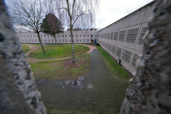In NRW wurden bereits mehr als 1.000 Haftstrafen unterbrochen, um im Kampf gegen das Coronavirus vor Ort ausreichende Raum für die Bildung von Quarantänebereichen zu schaffen. - © Symbolbild: Andreas Zobe