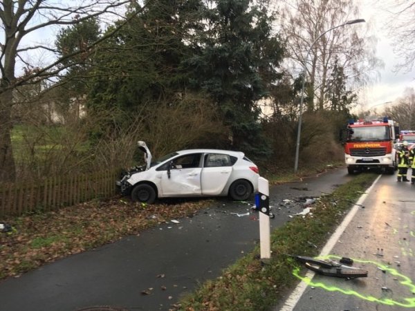 Unfall in Lage. - © Feuerwehr Detmold