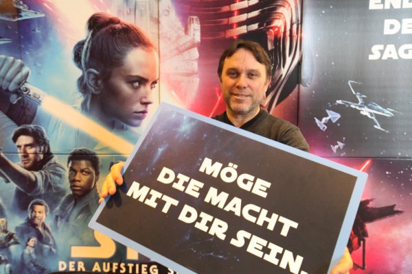 In der Filmwelt Lippe präsentiert Kinobetreiber Volker Pannenbecker ab Mittwoch den neuesten „Star Wars"-Teil.  - © Vera Gerstendorf-Welle