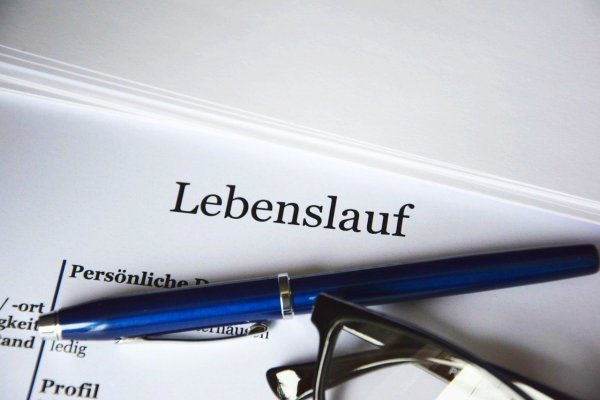 Sobald wieder geeignete Stellenangebote auf dem Markt sind, will Sarah B. Bewerbungen schreiben. - © Symbolfoto/ Pixabay