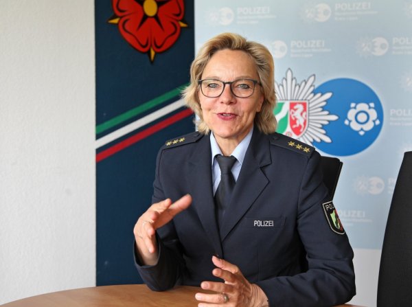 Polizeidirektorin: Margit Picker ist seit März Chefin der Polizei. Die 53-Jährige bringt langjährige Erfahrung aus dem Landeskriminalamt mit. - © Bernhard Preuss