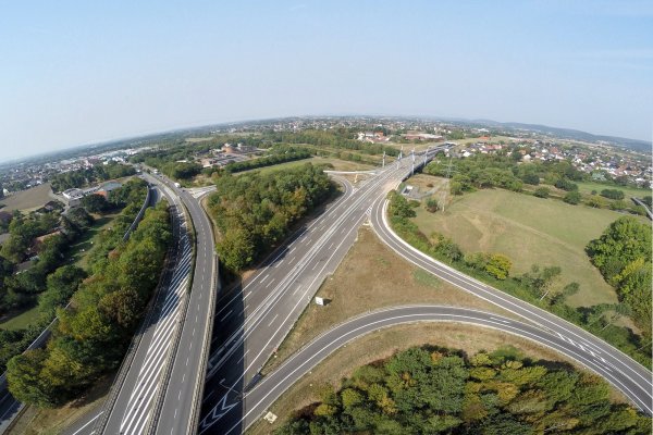 Die Nordumgehung, die die A 30 um Bad Oeynhausen herumführt. - © Jürgen Krüger