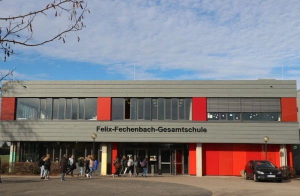 Die Felix-Fechenbach-Gesamtschule in Leopoldshöhe. - © Thomas Dohna
