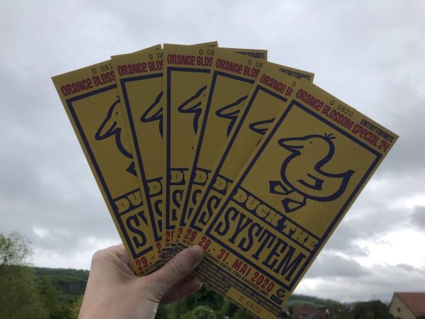 Dunkle Wolken über dem OBS: Seit 2020 ist das Festival schon mehrfach verschoben worden. Auch für den Termin im August sieht es schlecht aus. 3.500 Karten wurden verkauft. - © Nicole Fischer