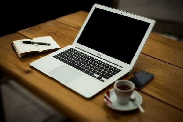 Ob per Laptop oder Smartphone - auf lz.de immer informiert bleiben. - © Symbolbild: Pixabay