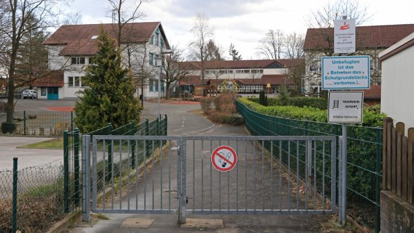 Für die Grundschule Asemissen ist eine Erweiterung im Gespräch, es fehlt dafür aber der Platz. - © Martin Düsterberg