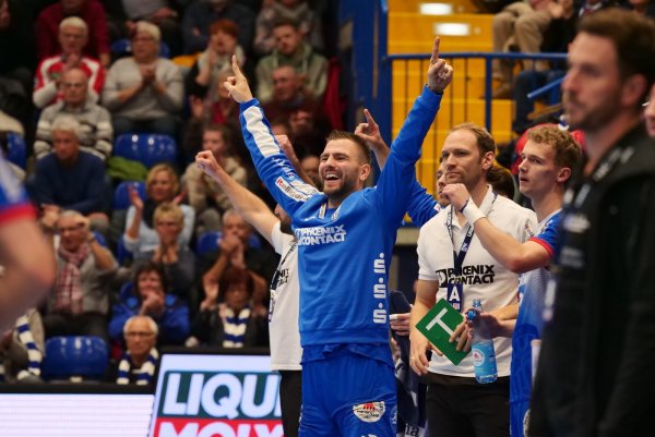 Der große Motivator: Christoph Theuerkauf soll gegen Meister SG Flensburg Handewitt dosiert eingesetzt werden. - © Jörg Hagemann(LZ)