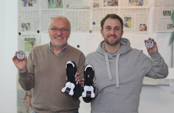 Haben ein Herz für den Hallenfußball und die SG Klüt-Wahmbeck: Ralf (links) und Lars Stöffgen. - © Sebastian Lucas