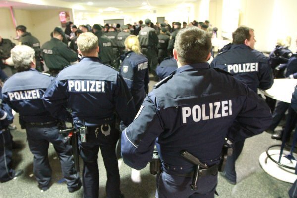 Grundsätzlich gilt nach Angaben des Innenministeriums in NRW, dass 
Polizisten Menschen in Gewahrsam nehmen dürfen, jedoch nur unter 
bestimmten, rechtlich eng begrenzten Voraussetzungen. - © Archivbild: Vera Gerstendorf-Welle