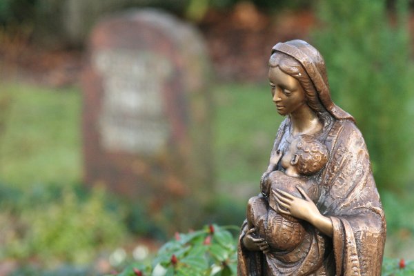 Ein Symbolbild vom Friedhof Lüningheide. - © Till Brand