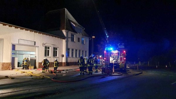 Im Einsatz: 31 Kameraden der Feuerwehr Blomberg sind vor Ort gewesen - © Feuerwehr Blomberg