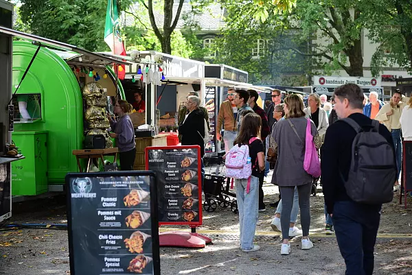 Das Streetfood-Festival, das parallel zum Residenzfest an der Ameide stattfindet, soll auch in diesem Jahr wieder viele Besucher anziehen. - © Archivfoto: Nicole Ellerbrake