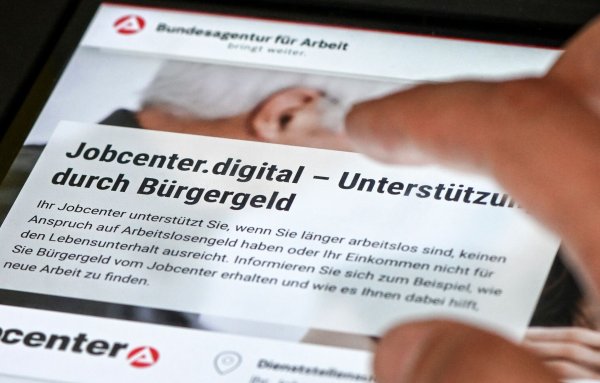 2,9 Millionen Haushalte beziehen nach Angaben der Bundesagentur für Arbeit Bürgergeld-Leistungen. (Archivfoto) - © Jens Kalaene/dpa/dpa-tmn