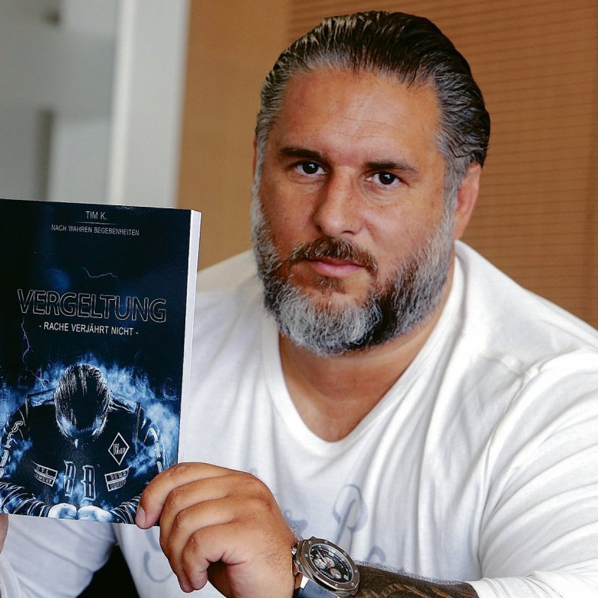 Tim K Veroffentlicht Fortsetzung Seiner Autobiografie Lokale Nachrichten Aus Horn Bad Meinberg Lz De Tim K Veroffentlicht Fortsetzung Seiner Autobiografie Lokale Nachrichten Aus Horn Bad Meinberg Lz De