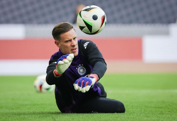 Die neue Nummer eins ist bereit: Marc-André ter Stegen beim Training. - © Christian Charisius/dpa