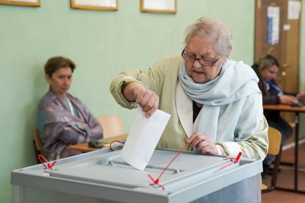 Millionen Menschen sind bei den Regionalwahlen zu Urnengängen aufgerufen. (Archivbild) - © Pelagiya Tihonova/Moscow News Agency/AP/dpa