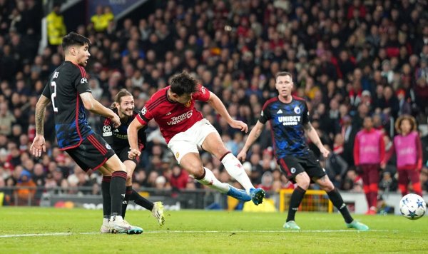 Köpfte Manchester United gegen den FC Kopenhagen in Führung: Harry Maguire (M). - © Nick Potts/PA Wire/dpa