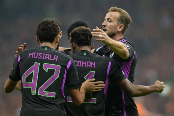 Die Bayern konnten sich bei Galatasaray mit 3:1 durchsetzen. - © Peter Kneffel/dpa