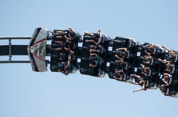 Silver Star im Europapark - © Foto: Silas Stein/dpa