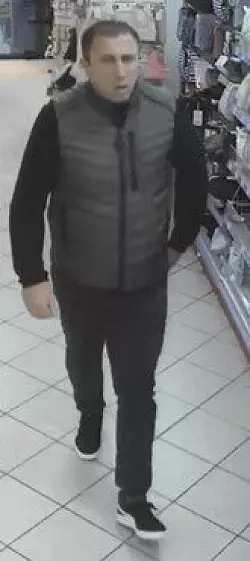 Dieser Mann wird gesucht. - © Polizei Lippe